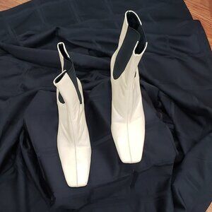 2 ZARA HEELED ANKLE BOOTS W/ SIDE GORING OFF WHITE UK SZ 37 NEW